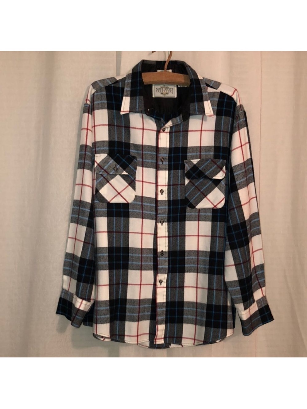 Northwest Territory XL Button Front White Black Blue Red Plaid Shirt
